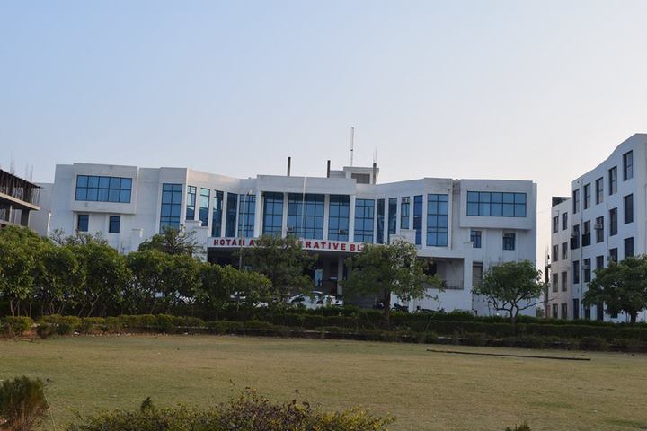https://cache.careers360.mobi/media/colleges/social-media/media-gallery/22013/2018/12/20/Campus View of NIMS Nursing College, Jaipur_Campus View.jpg